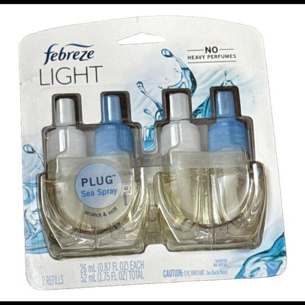 2  Febreze LIGHT PLUG  -  SEA SPRAY  Scented Oil Plug In Refills NEW